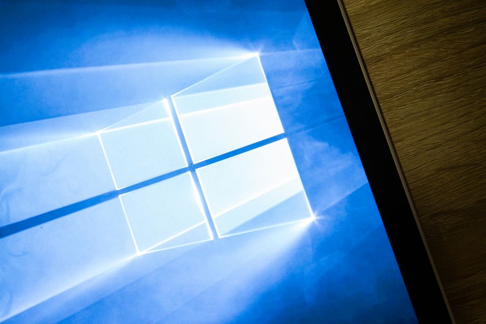 Windows 11 market share declines as users seemingly shift back to Windows 10