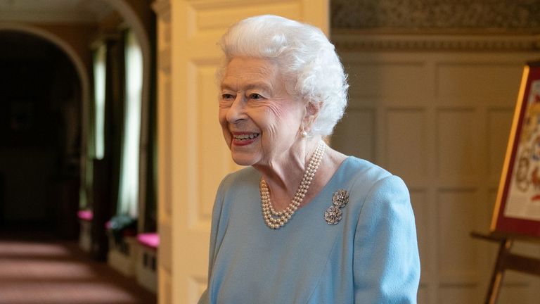 Queen to miss important meeting