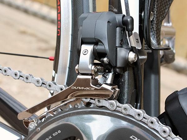 The front derailleur is a bit chunky-looking but it also has to generate a lot more force than the rear derailleur.