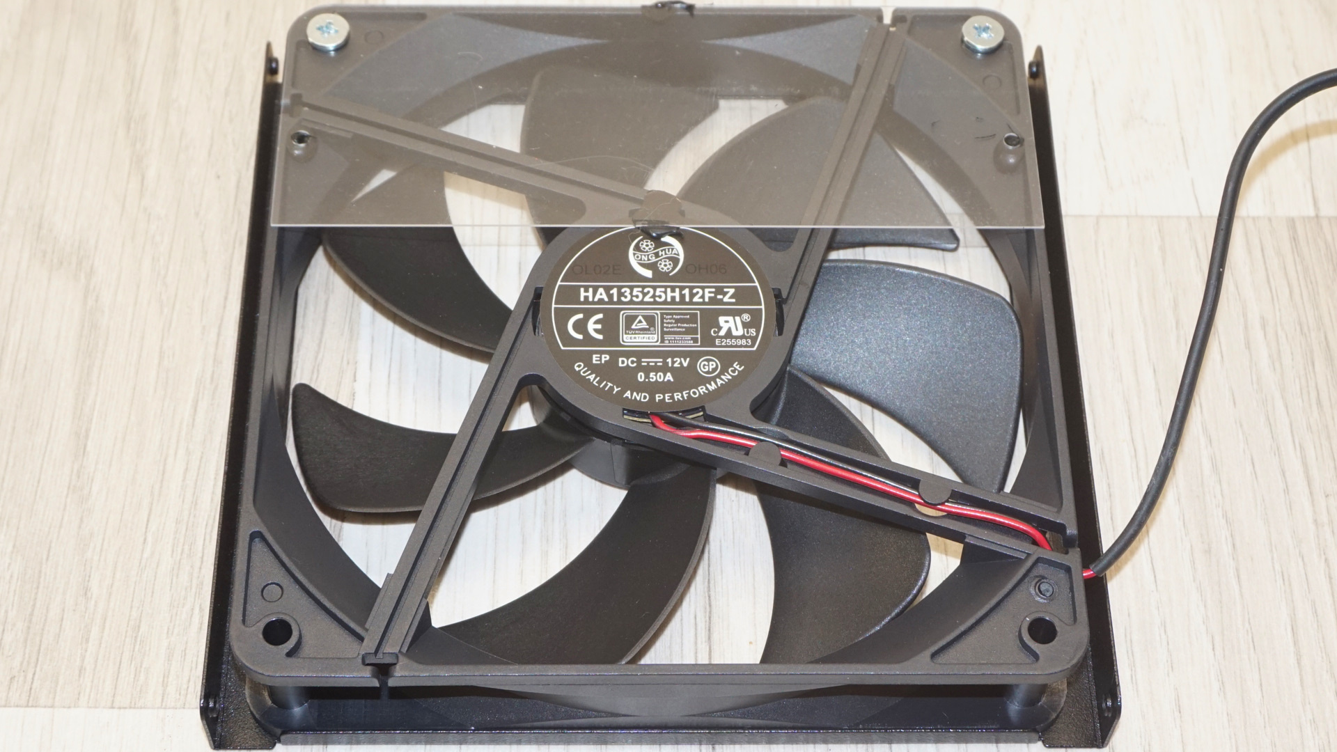 Montech Century II Gold 1050W ATX 3.1