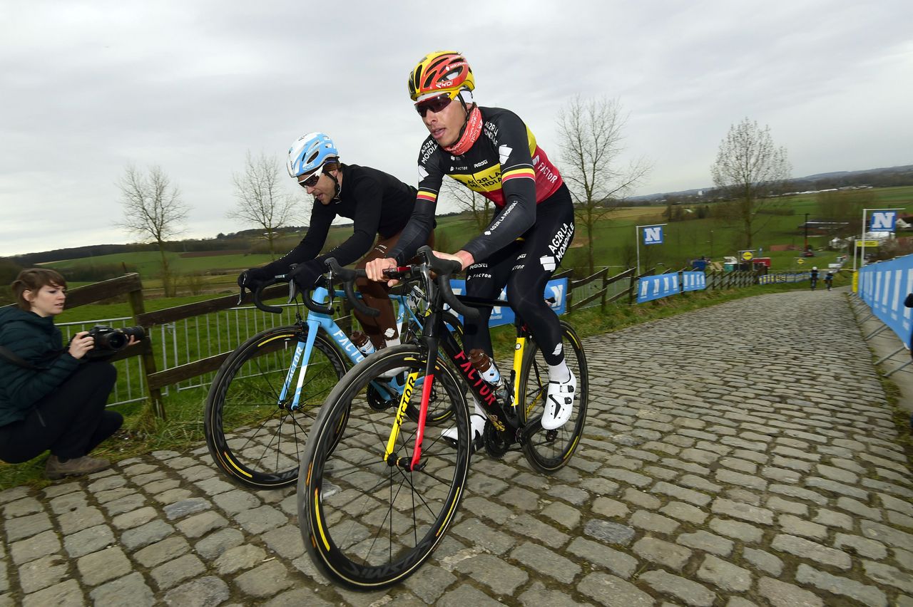 Oliver Naesen (AG2R La Mondiale) tests his injured knee to find he's able to race Tour of Flanders