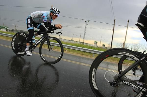 Levi Leipheimer headed out on the time trial bike