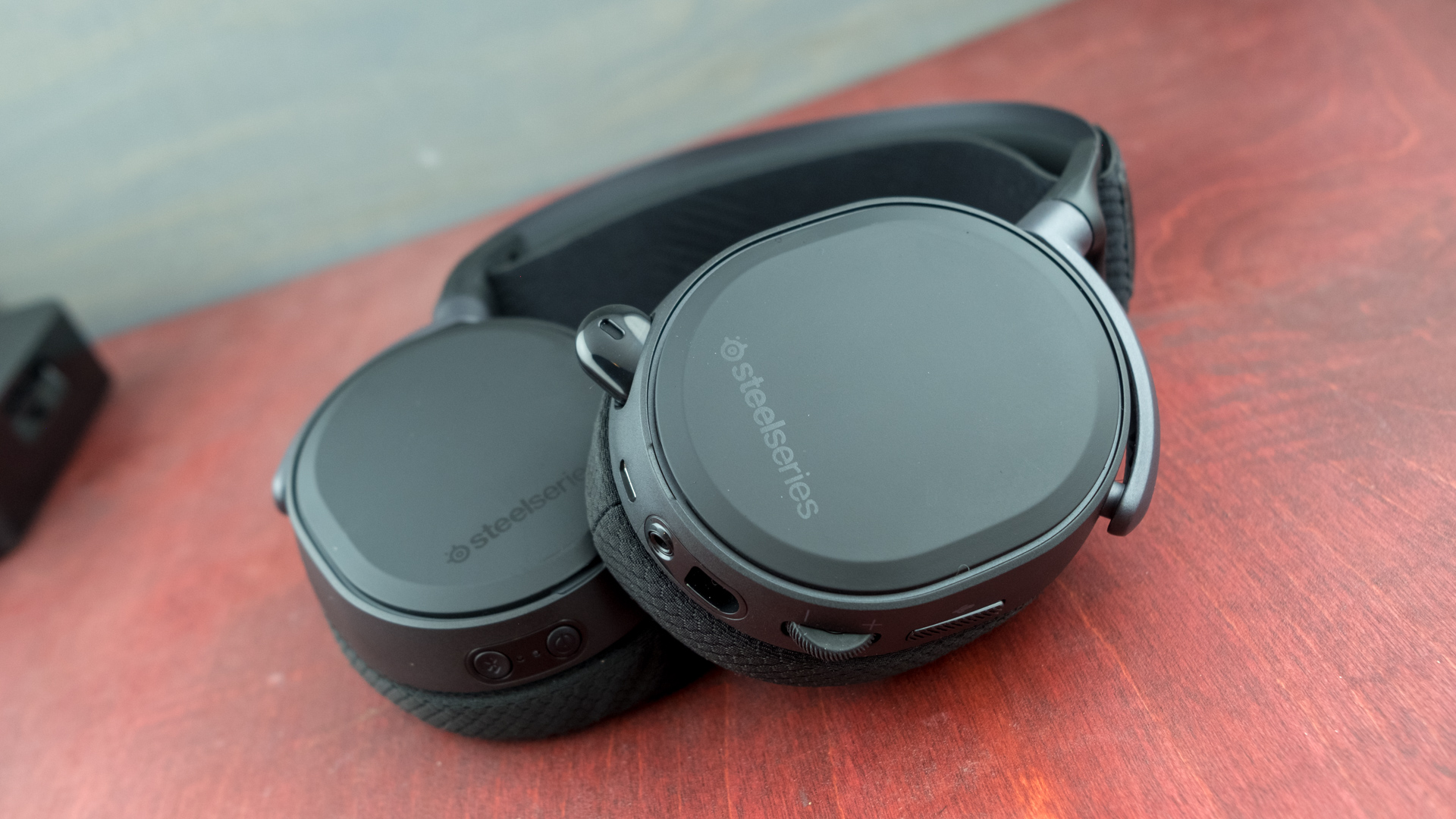 SteelSeries Arctis Pro Wireless Review 