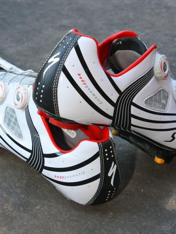 The synthetic heel cup lining holds on tight with virtually zero lift to speak of