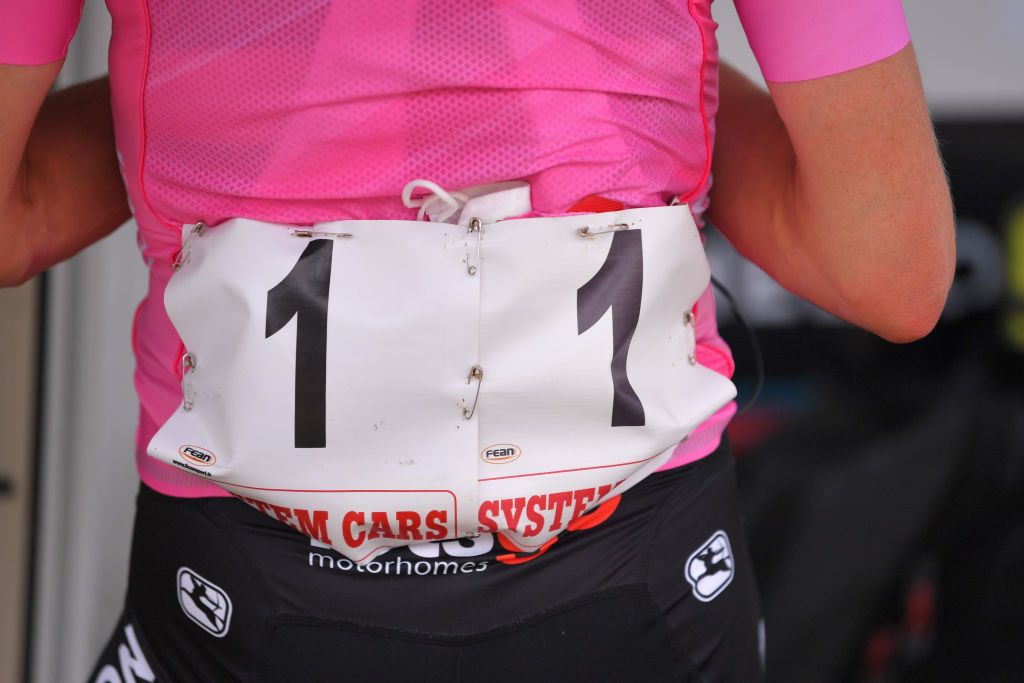 Annemiek van Vleuten bib no. 1 during stage 6 at the Giro Rosa