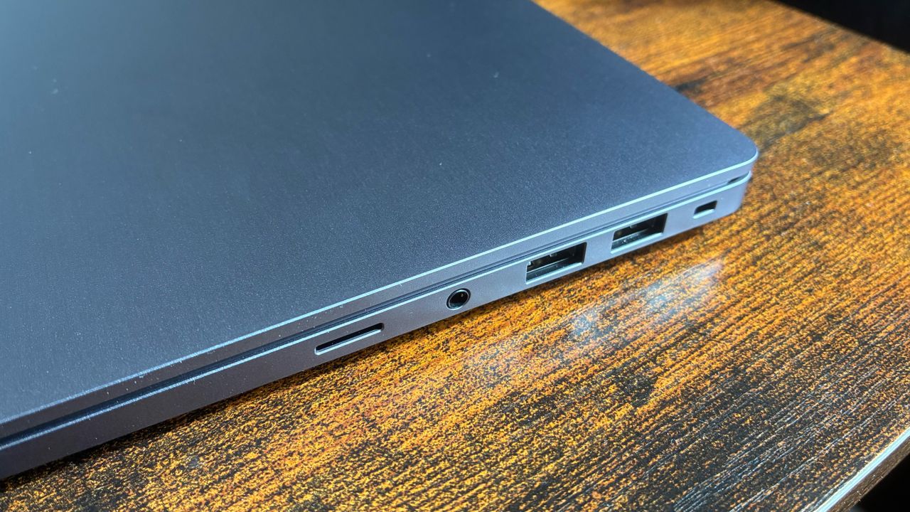 The Samsung Galaxy Book6 on a desk