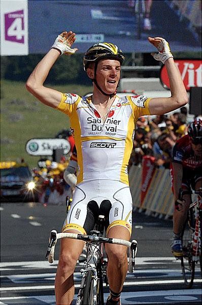 Riccardo Ricc&ograve; (Saunier Duval) celebrates after winning stage six to Super Besse.