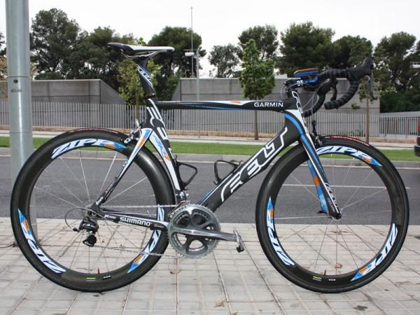 Felt was an early adopter of aero road bike technology as put to use by Garmin-Slipstream rider David Zabriskie in 2009.