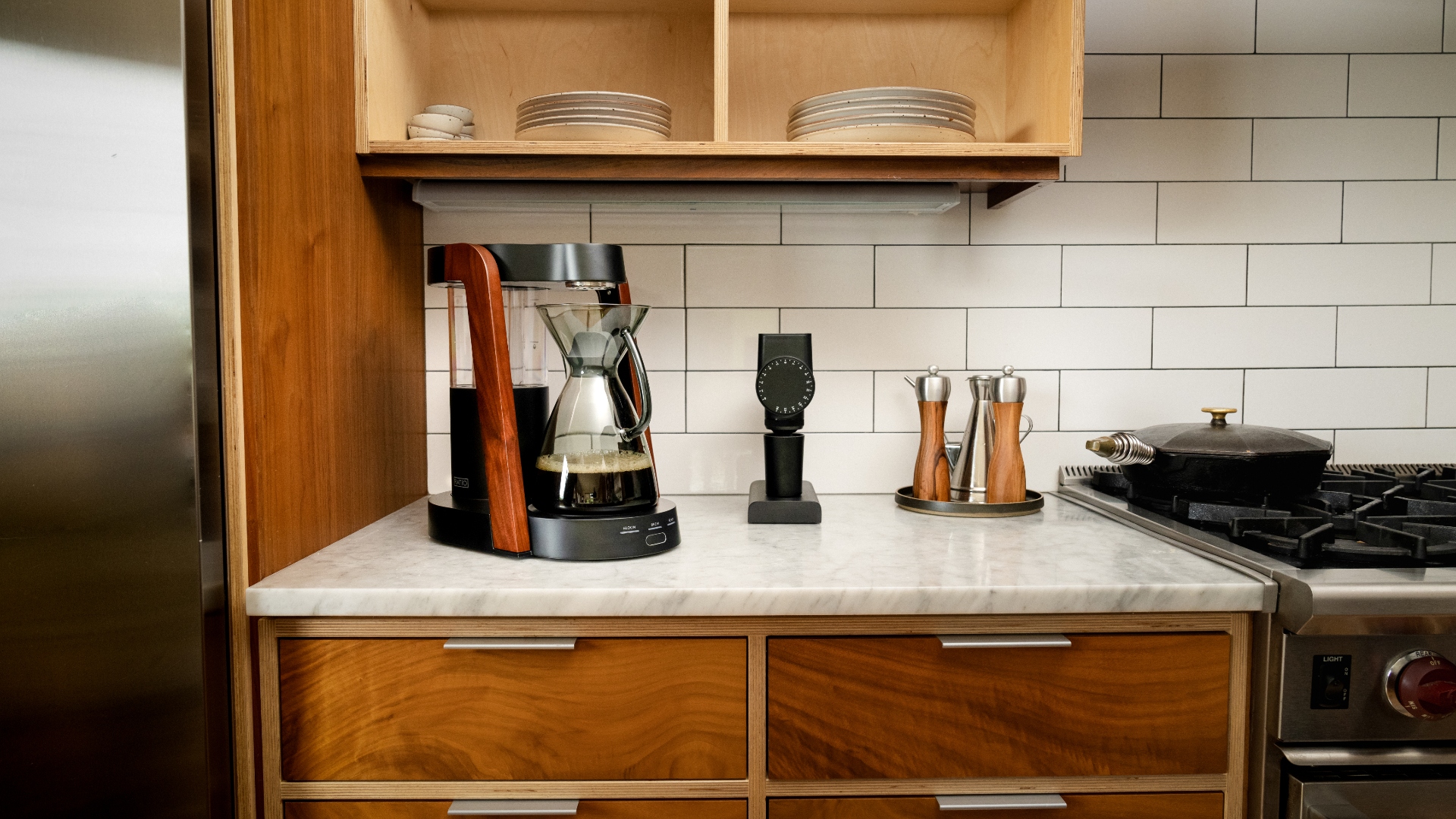 The Ratio Eight Series 2 model on the kitchen counter
