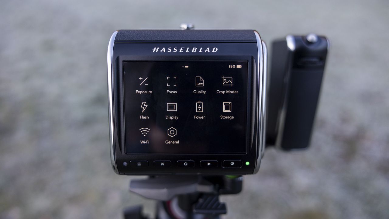 The Hasselblad 907X CFV 100C menu