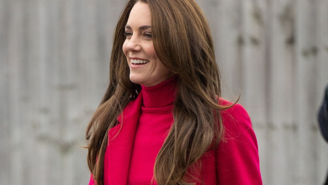 Kate Middleton&#039;s crimson M&amp;S coat in sale