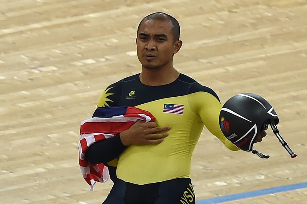 Mohd Azizulhasni Awang (Malaysia) celebrates his keirin world title