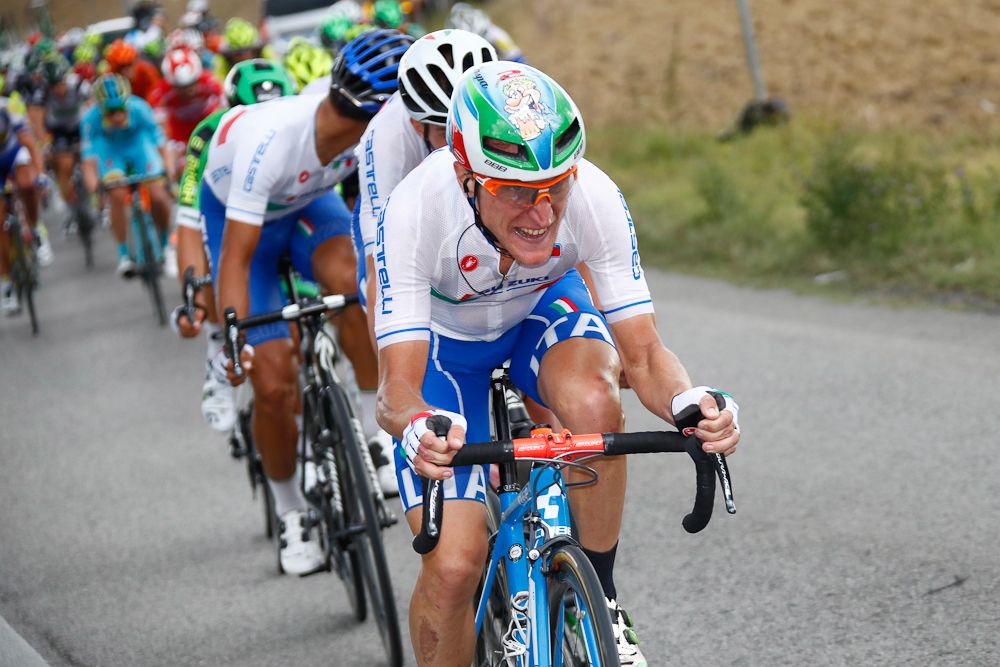 Enrico Gasparotto drives the pace for Italy during stage 2 at the Giro della Toscana