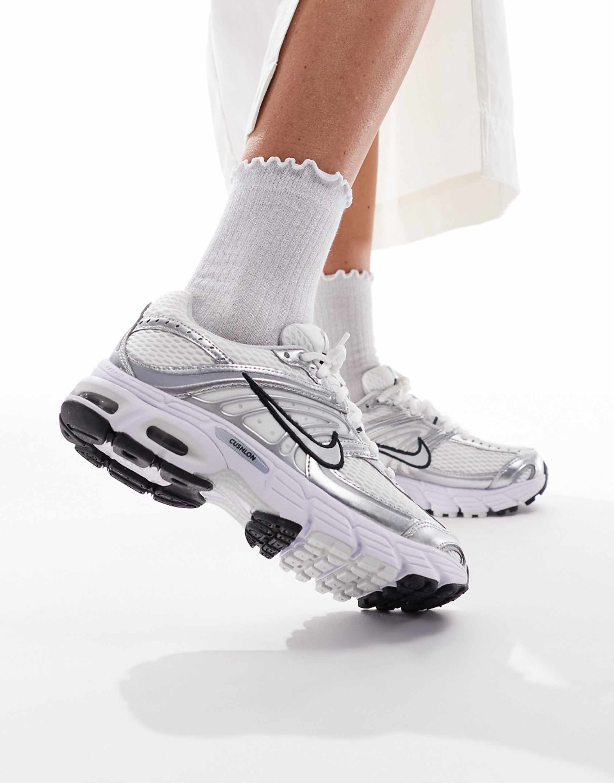 Nike Air Max Moto 2k Unisex Trainers in White and Silver