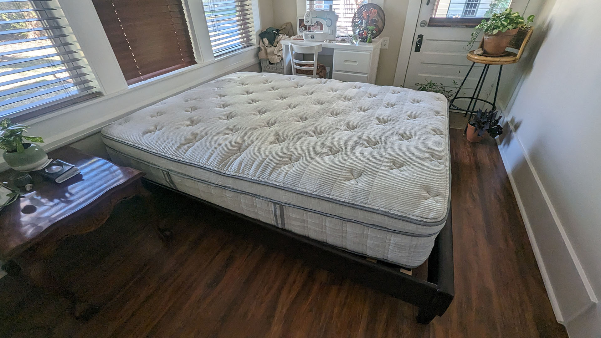 Leesa Sleep, Full, Queen, King Bed & More