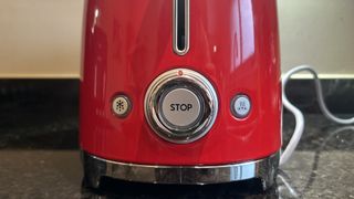 Smeg TSF01 toaster review