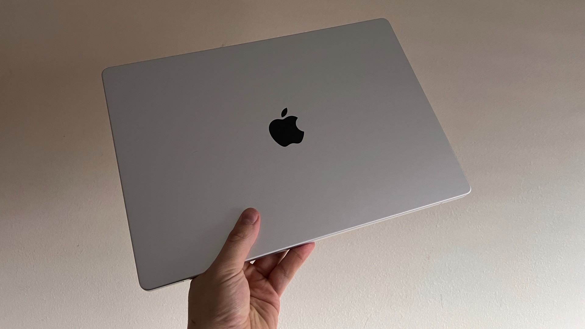 MacBook Pro 16-inch (2021) review | Space