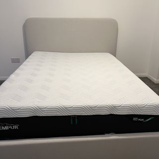 Tempur Pro Plus SmartCool mattress testing process