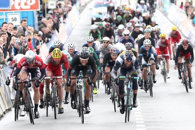 It was a drag race to the finish line in Ninove after a threatening three-man break was caught inside the final kilometre.