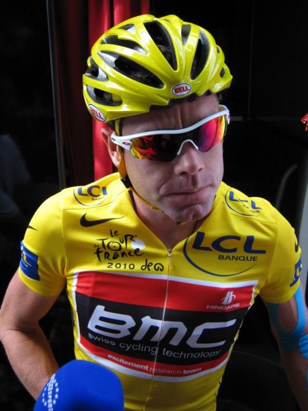 Cadel in the yellow jersey