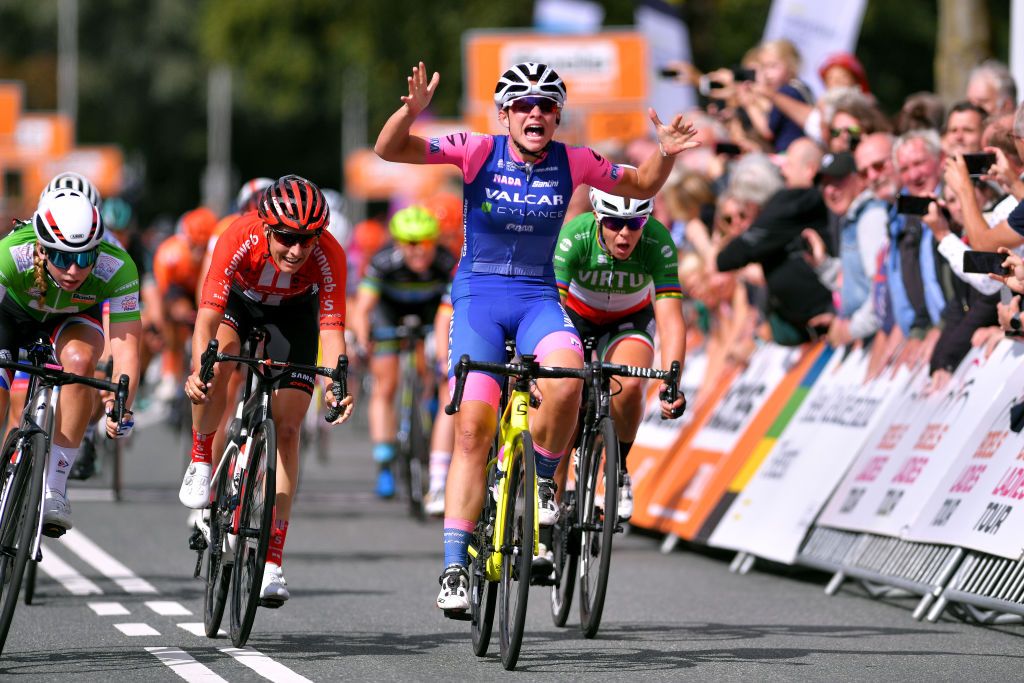 Chiara Consonni (Valcar-Cylance) wins stage 5 at Boels Ladies Tour