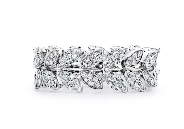 Tiffany &amp;amp; Co., Diamond Vine Band Ring in Platinum