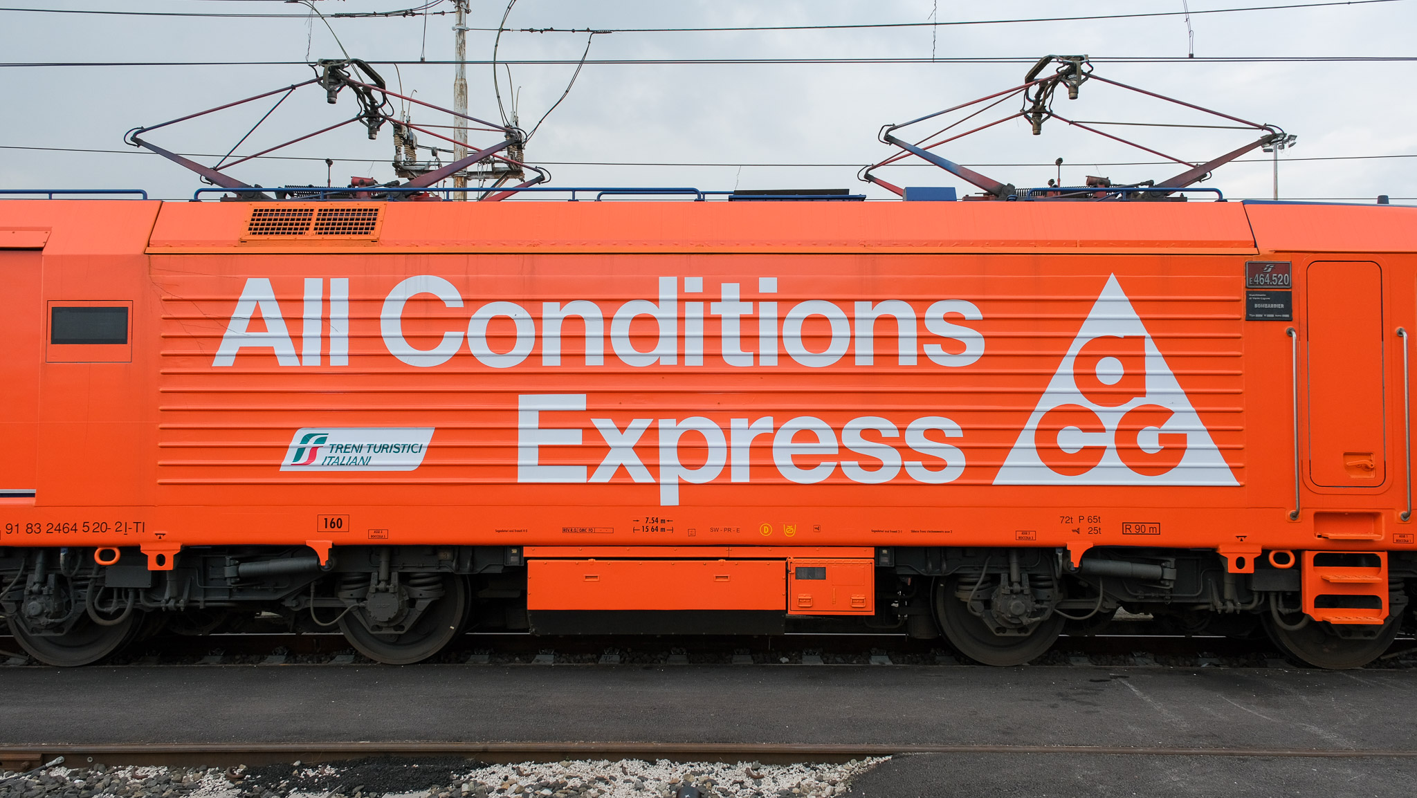 Nike All Conditions Express