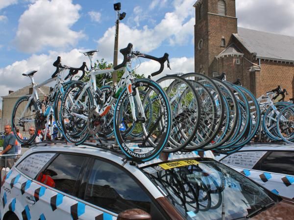 ag2r-La Mondiale went with a curious selection of spare bikes and wheels, most of which were clinchers.