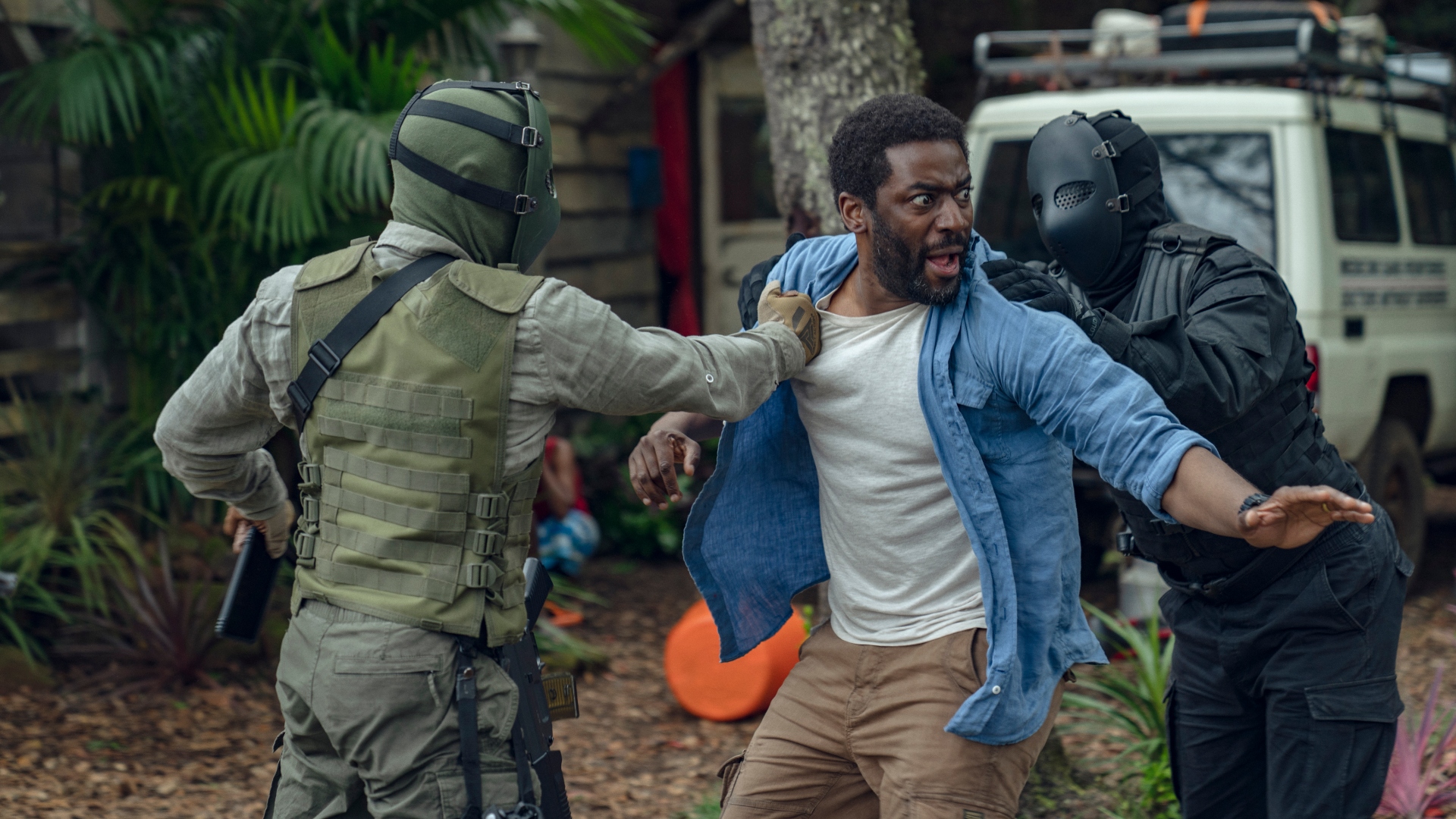 Alex is kidnapped in Hostage