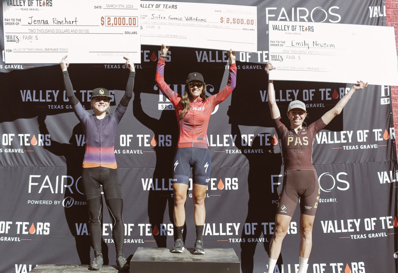 Sofia Gomez Villafa&ntilde;e on top step of women's podium