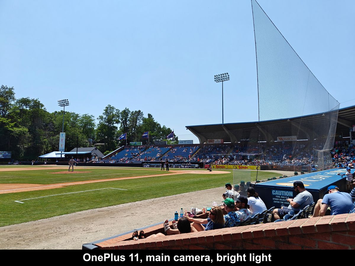 Daytime camera samples from the OnePlus 11