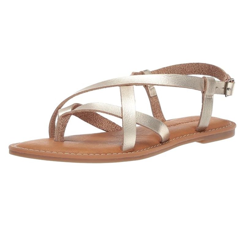 Amazon Essentials sandalas cut out 