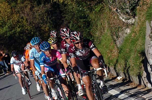 Damiano Cunego (Lampre-Fondital) is very attentive as he didn't want to miss anything at the front.