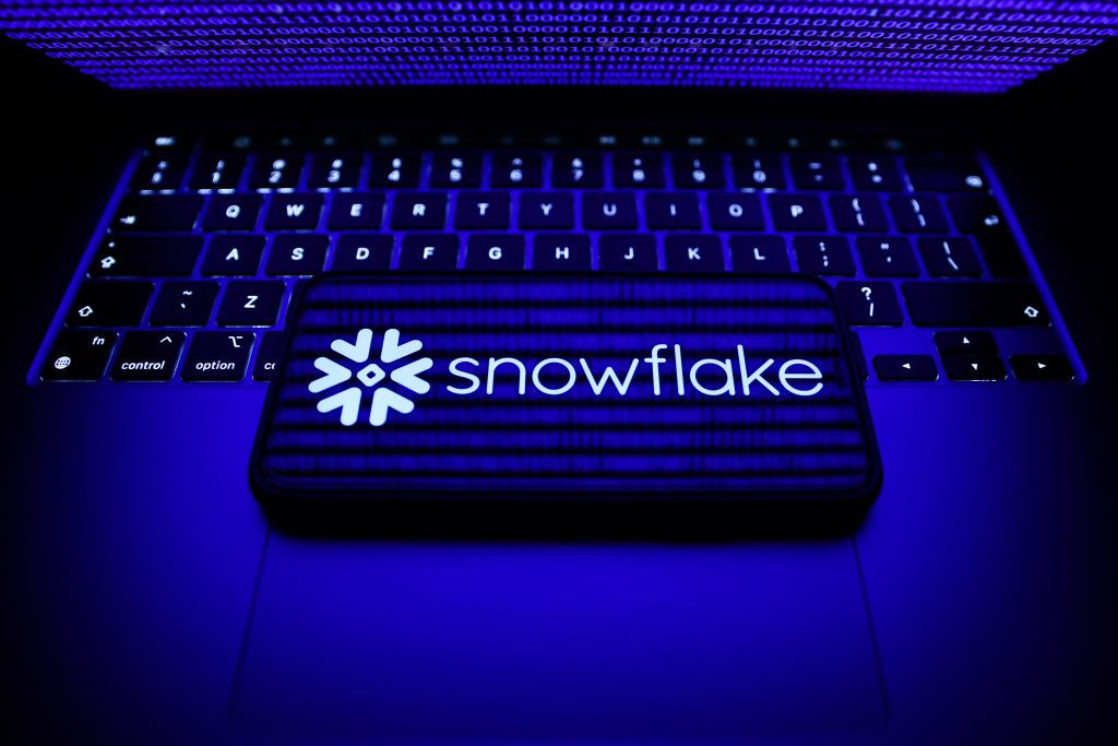 Snowflake Keeps the Tech Stock Rally Alive: Stock Market Today