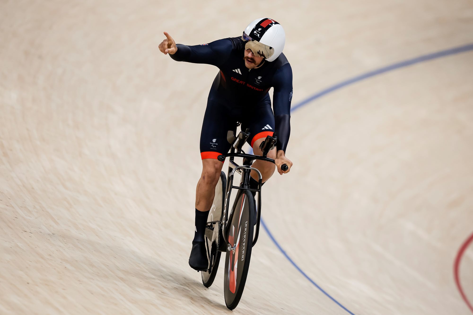 'Hay remedios simples para ser inclusivo': el ciclista paralímpico dice que el ciclismo todavía tiene trabajo por hacer para mejorar la diversidad y la inclusión