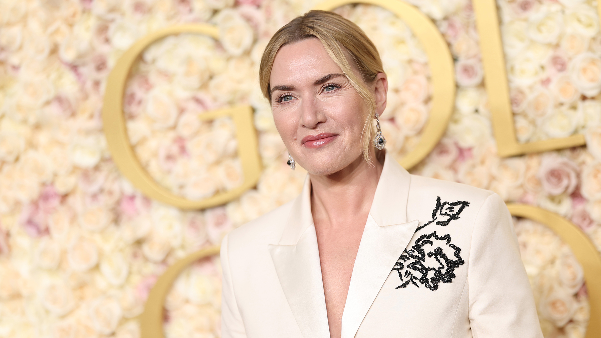 BEVERLY HILLS, CALIFORNIA - JANUARY 05: Kate Winslet attends the 82nd Annual Golden Globe Awards at The Beverly Hilton on January 05, 2025 in Beverly Hills, California. (Photo by Matt Winkelmeyer/WireImage)
