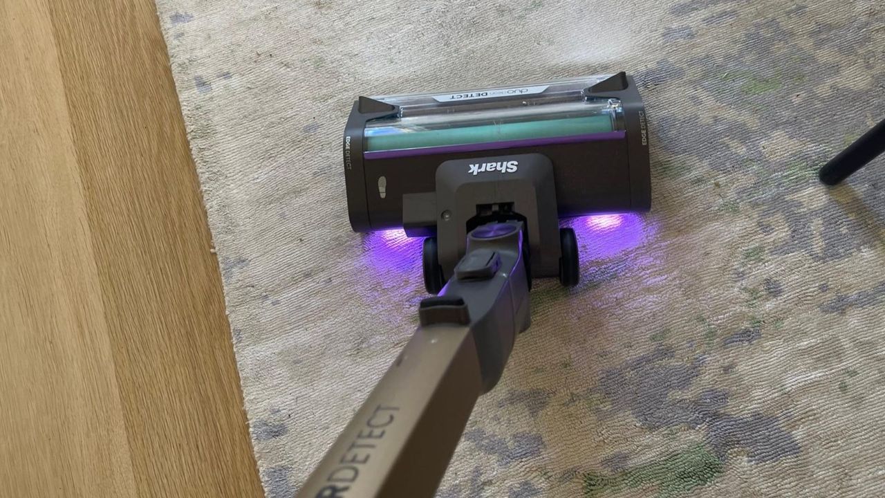Shark PowerDetect Clean &amp; Empty Cordless Vacuum on carpet