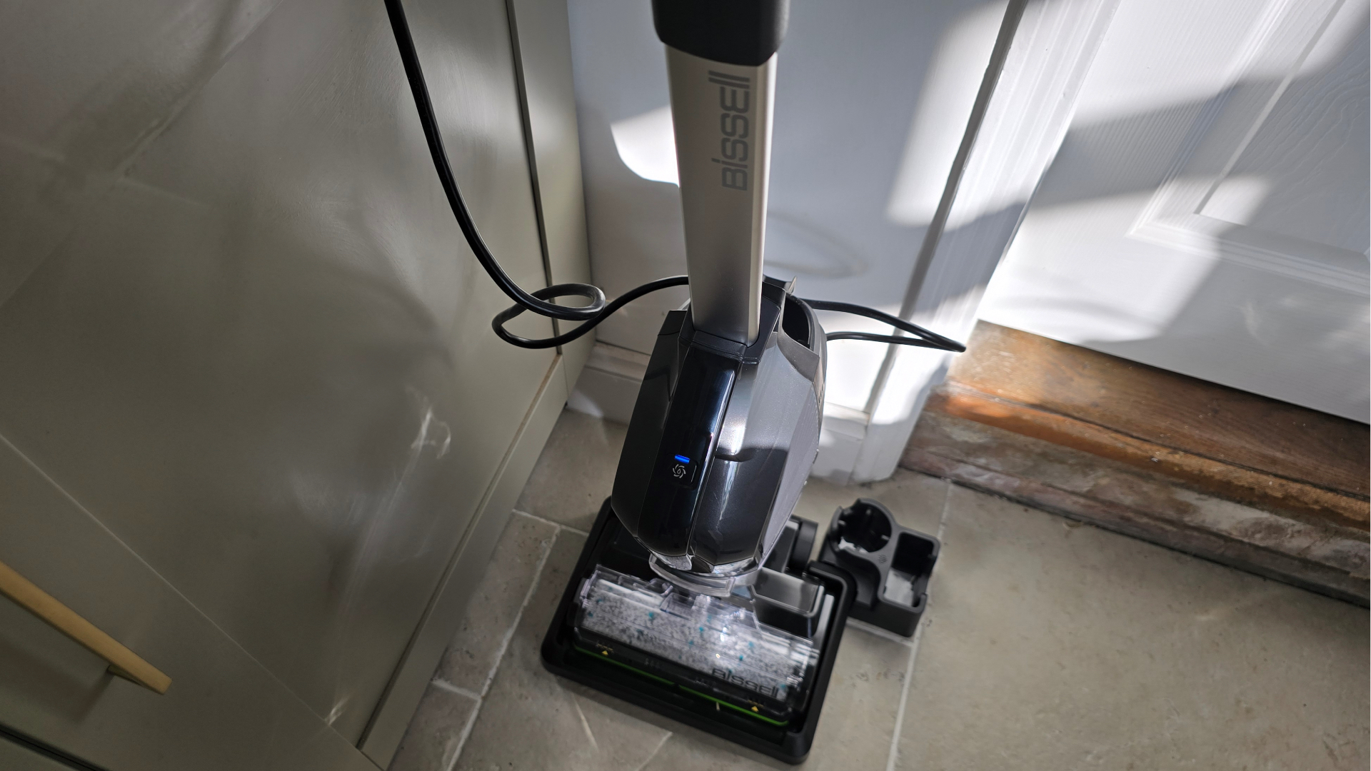 Bissell CrossWave HydroSteam Pet self cleaning button illuminated