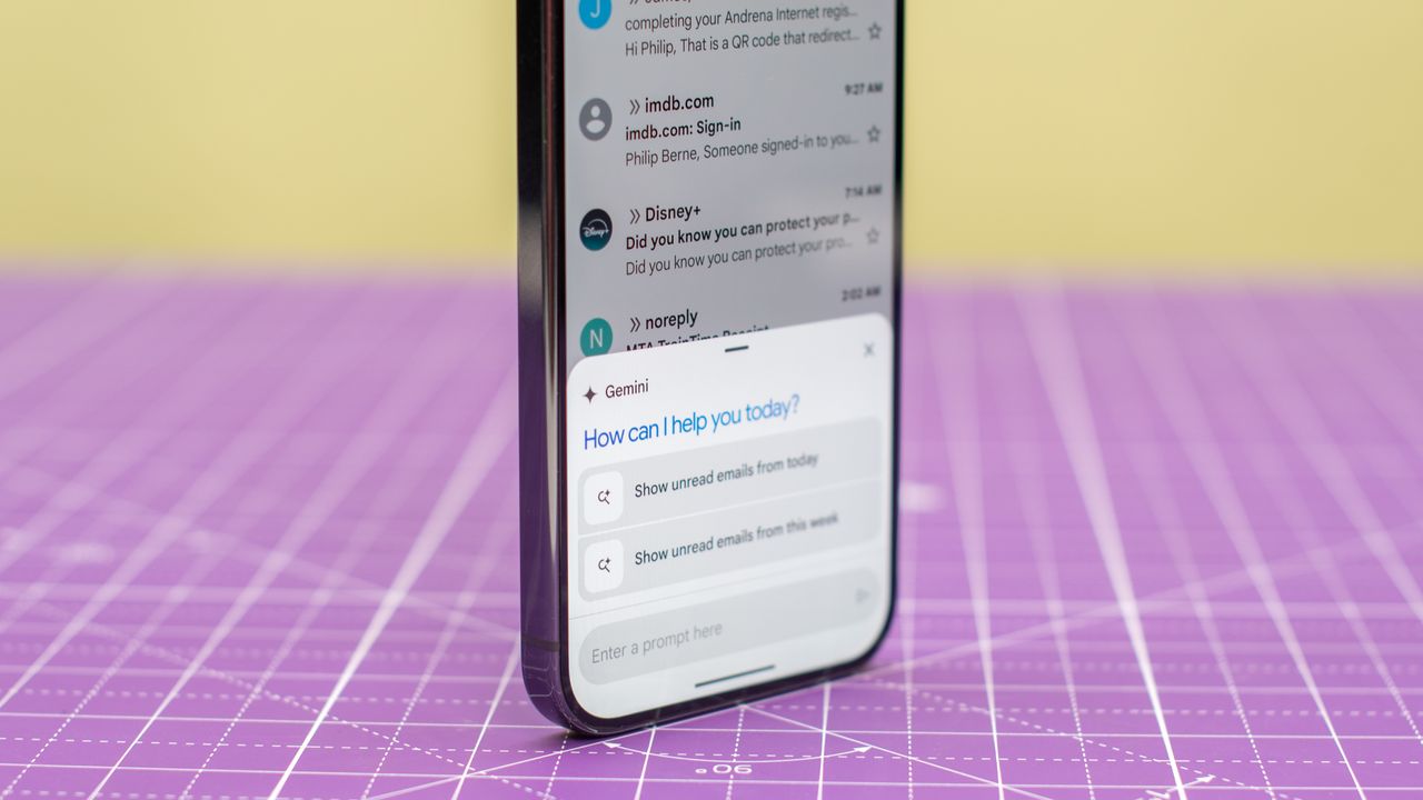 Google Pixel 9 Pro in Obsidian black