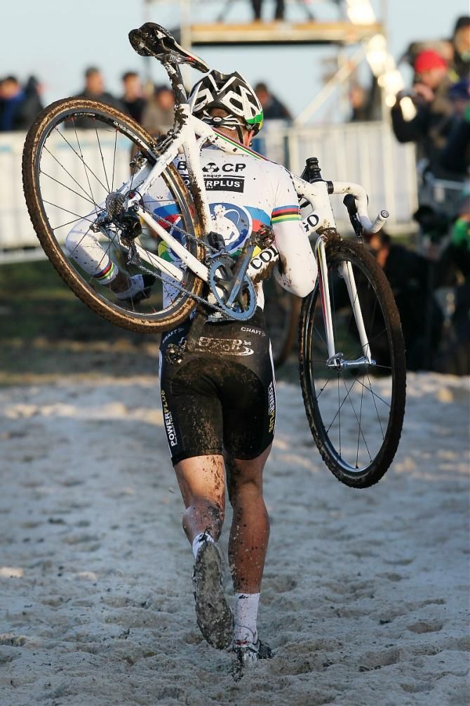World champion Niels Albert (BKCP-Powerplus) runs a sand section