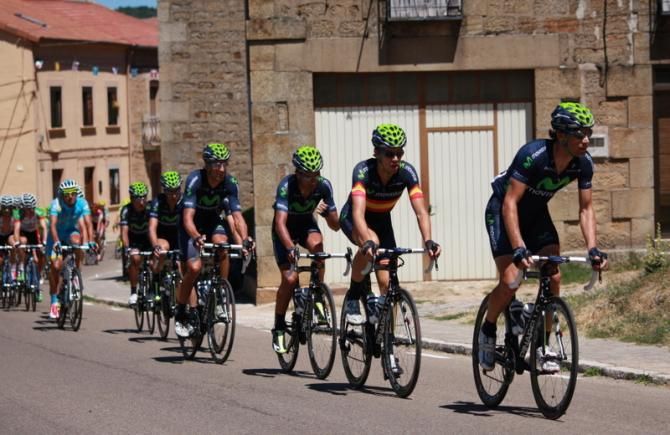Movistar leads the peloton