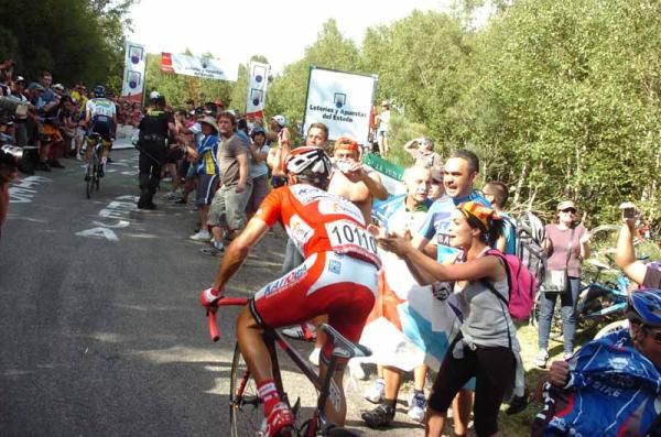 Joaquim Rodr&iacute;guez (Katusha) on his way to his third stage win in this year's Vuelta