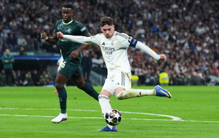 Federico Valverde of Real Madrid scores his team's second goal during the UEFA Champions League 2025/26 Round of 16 First Leg match between Real Madrid CF and Manchester City FC at Estadio Santiago Bernabeu on March 11, 2026 in Madrid, Spain. 