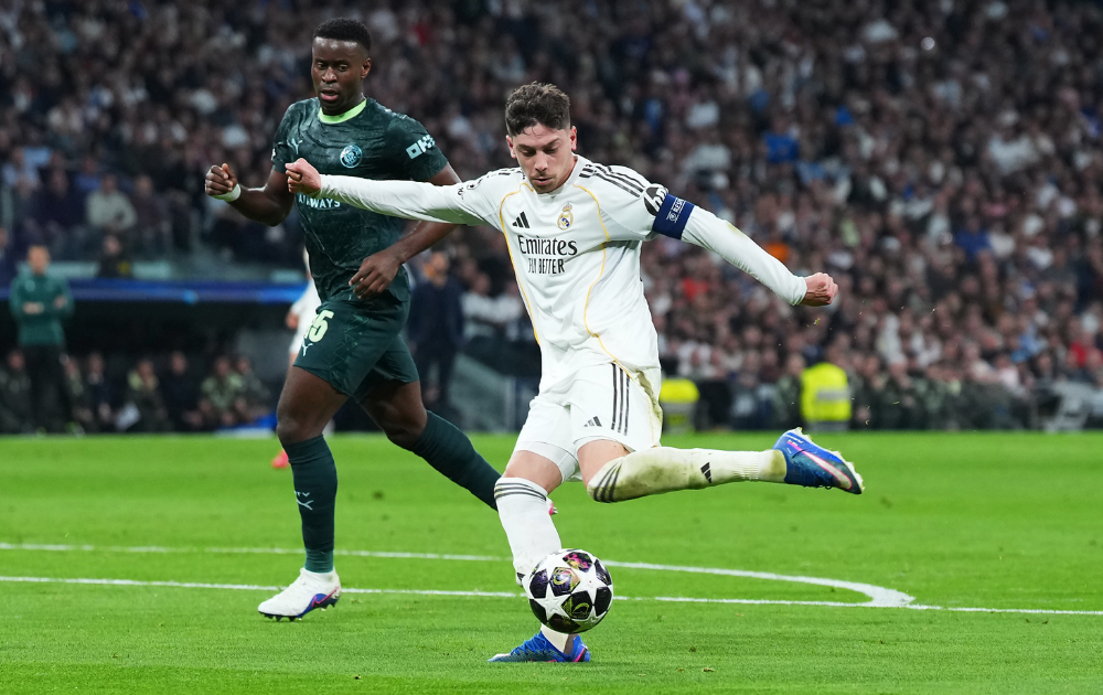Federico Valverde of Real Madrid scores his team's second goal during the UEFA Champions League 2025/26 Round of 16 First Leg match between Real Madrid CF and Manchester City FC at Estadio Santiago Bernabeu on March 11, 2026 in Madrid, Spain. 