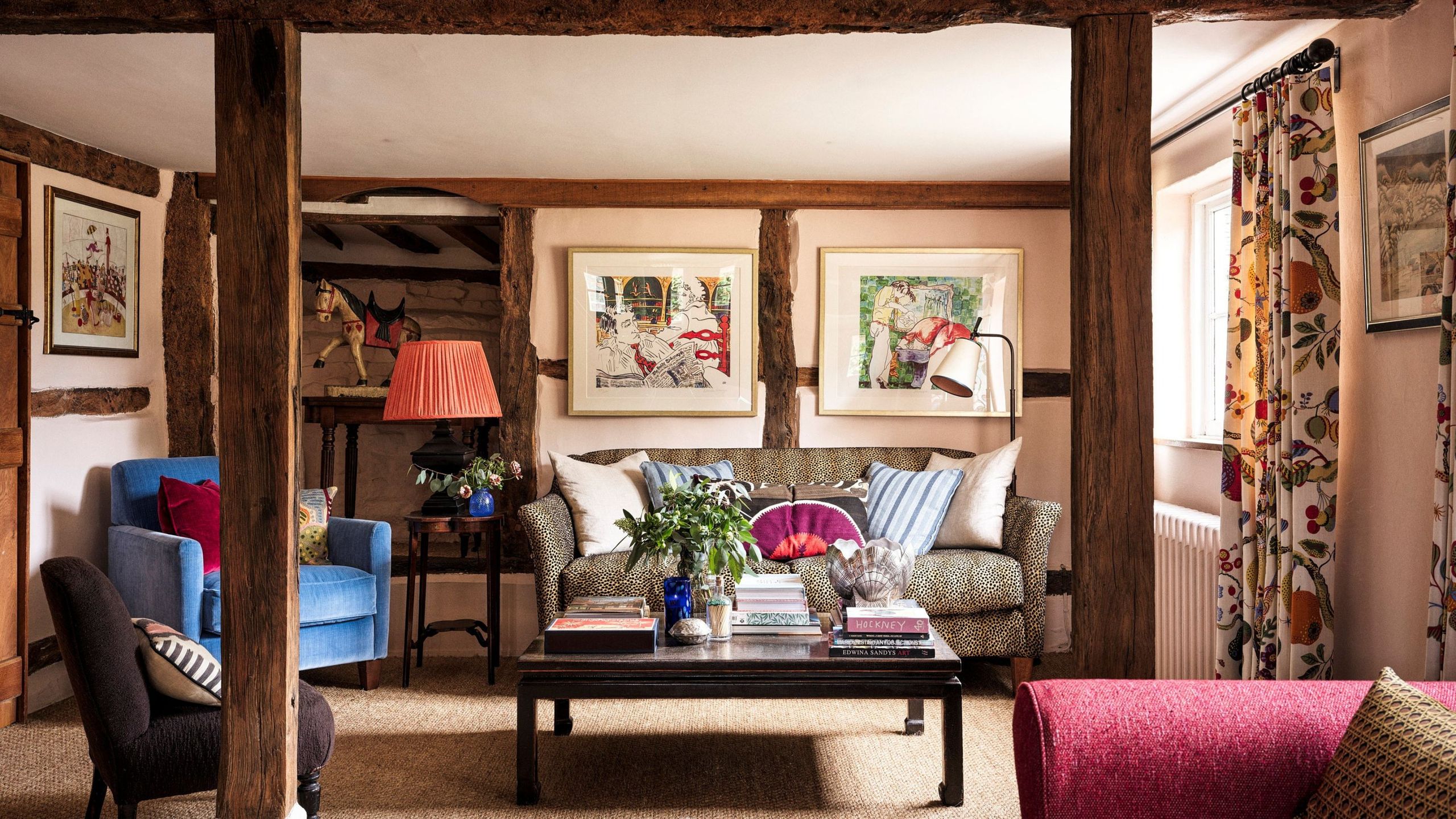 Designer Sophie Garland’s Cozy Country Cottage Looks Like Something Straight from a Christmas Movie