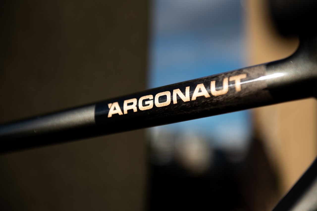 Argonaut RM3 - close up and side-on bike photos