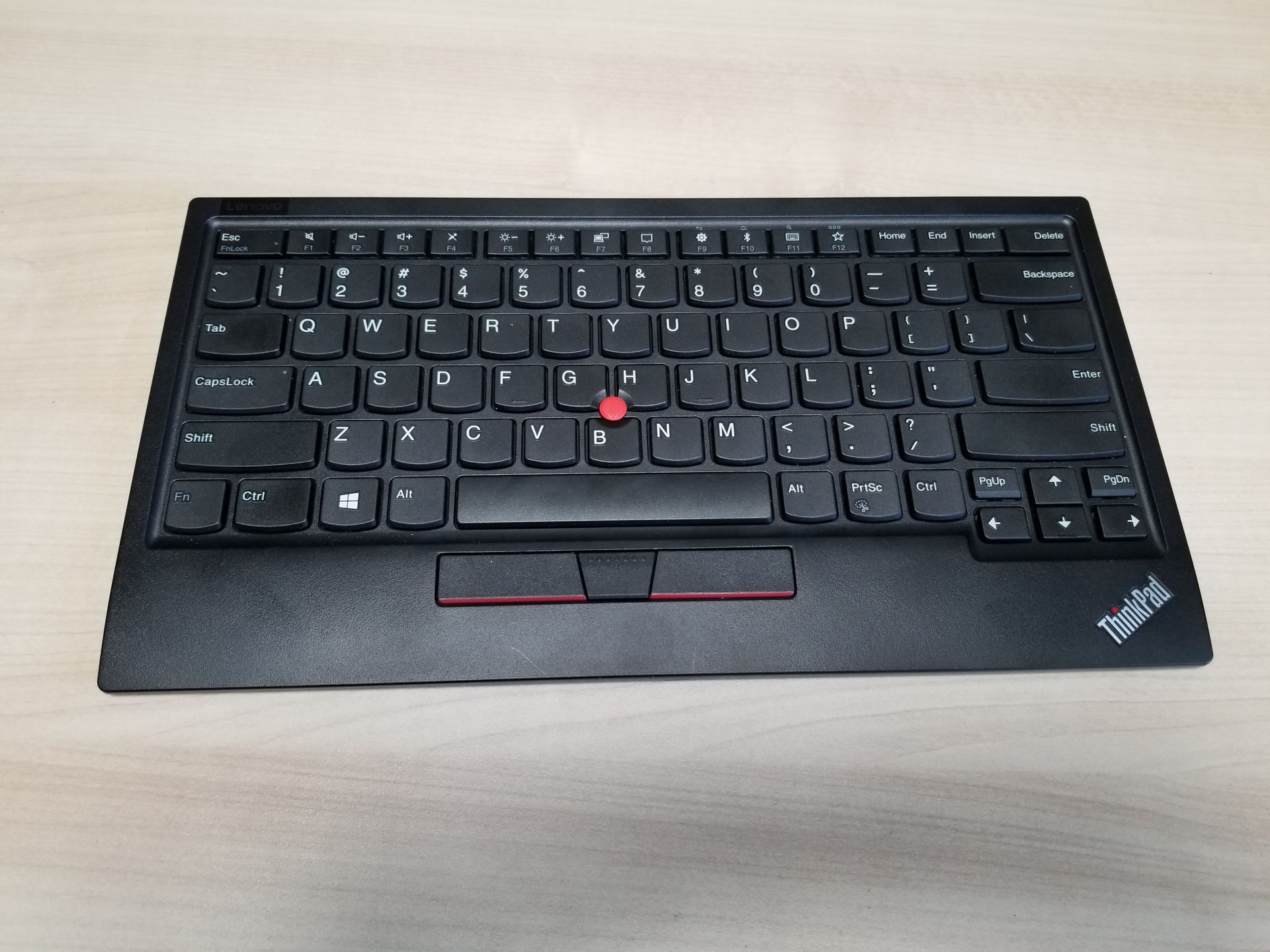 Lenovo ThinkPad TrackPoint Keyboard II Review: Great for Raspberry Pi ...