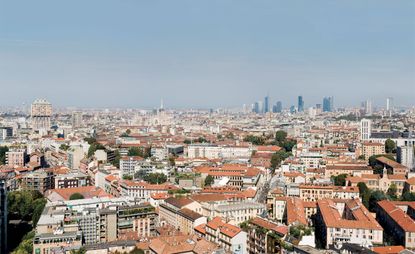 米兰市的全景图。