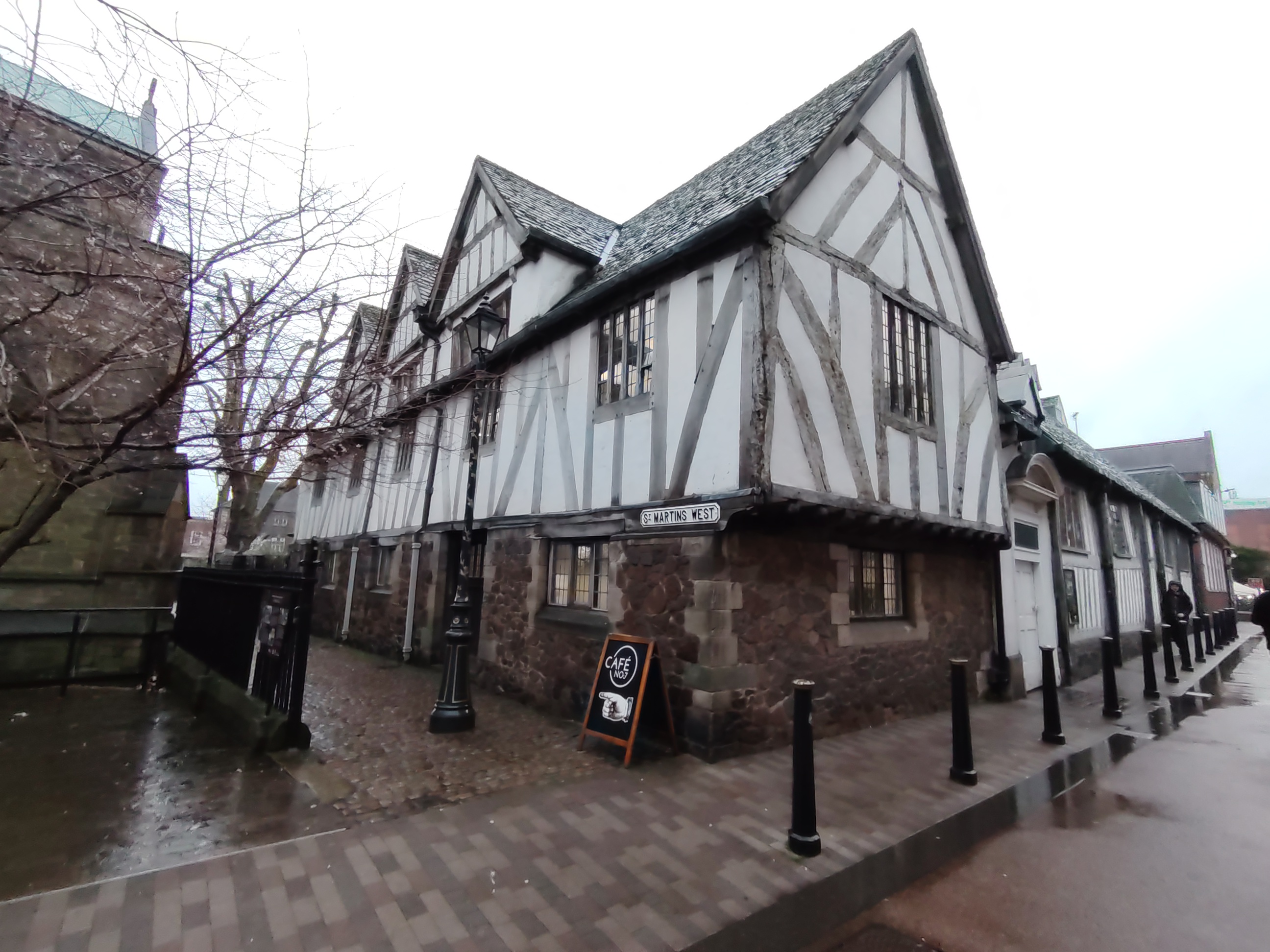 Exterior of a English pub in Tudor style