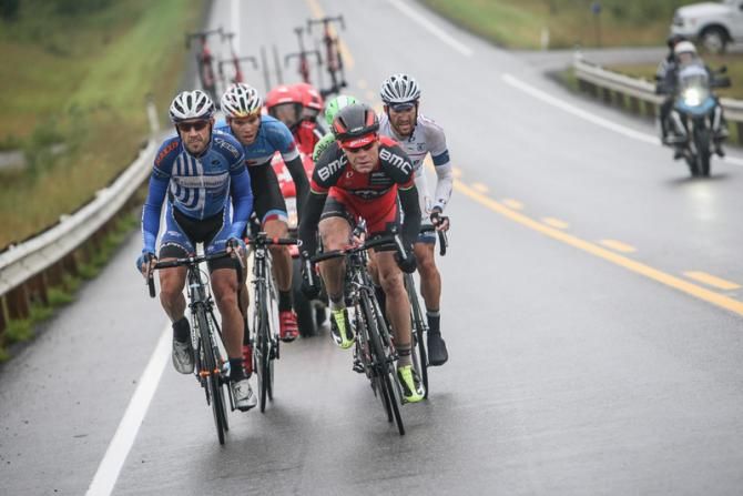 Cadel Evans (BMC) and Ben Day (UnitedHealthcare) lead the break.